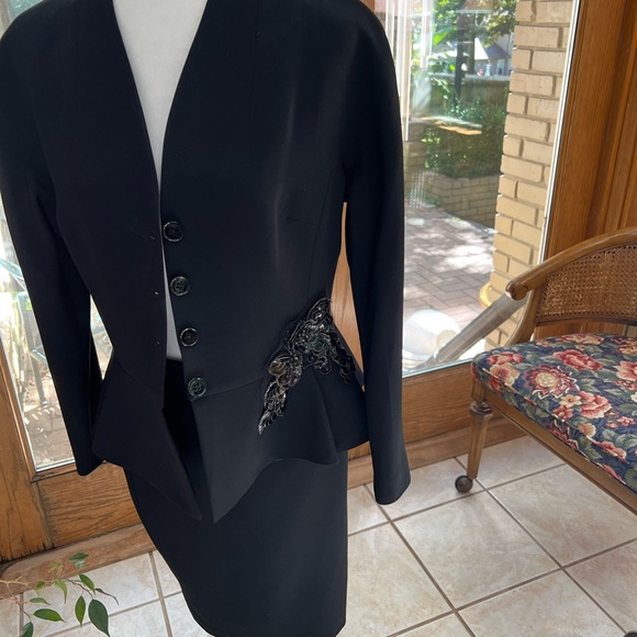 Black Rickie Freeman for Teri Jon size 12 cocktail suit - Picture 3 of 14